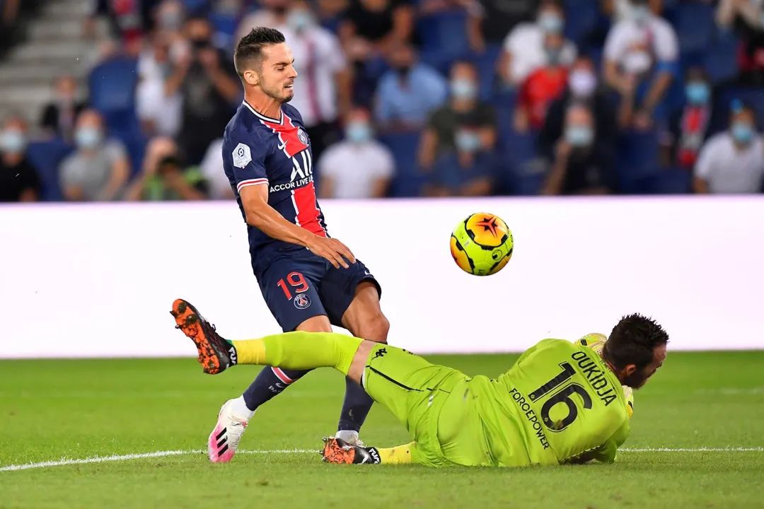 开云体育登录-包含莱比锡轻取阿森纳，迪玛利亚补时绝平法甲的词条